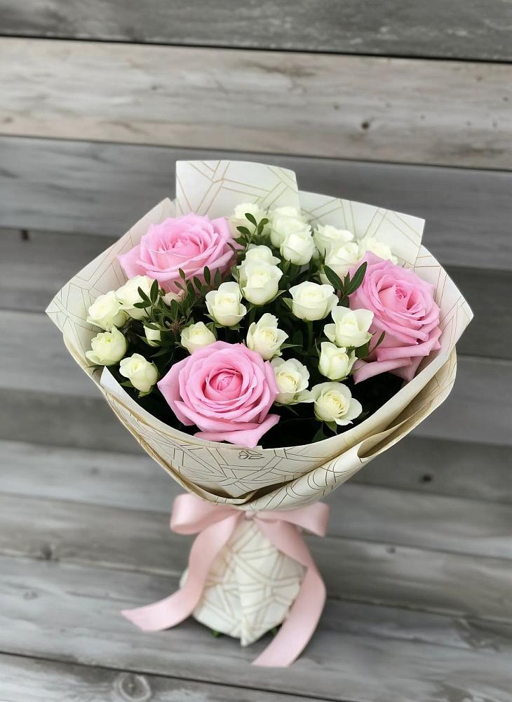 Букет цветов из: Розы в Кильдинстрое