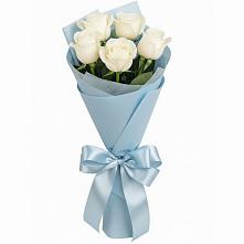 Букет 5 Белых роз Проуд в Кильдинстрое