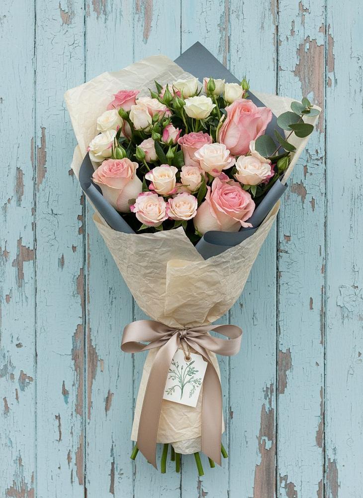 Букет цветов из: Розы в Кильдинстрое