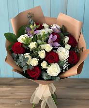 Букет цветов из:  Розы и Альстромерии в Кильдинстрое