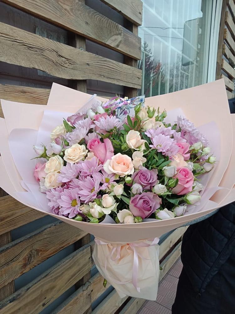 Букет цветов из: Розы и Хризантемы в Кильдинстрое