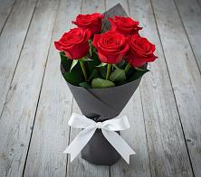 Букет 5 Красных роз Эдлесс Лав #REPLACE_PRED# Кильдинстрое