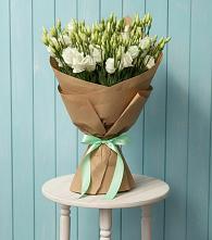 Букет цветов из:  Лизиантусы в Кильдинстрое