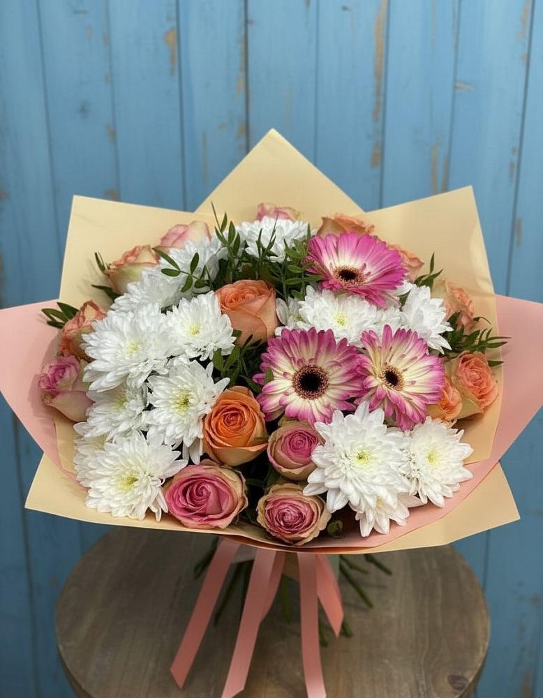 Букет цветов из: Розы, Герберы и Хризантемы в Кильдинстрое