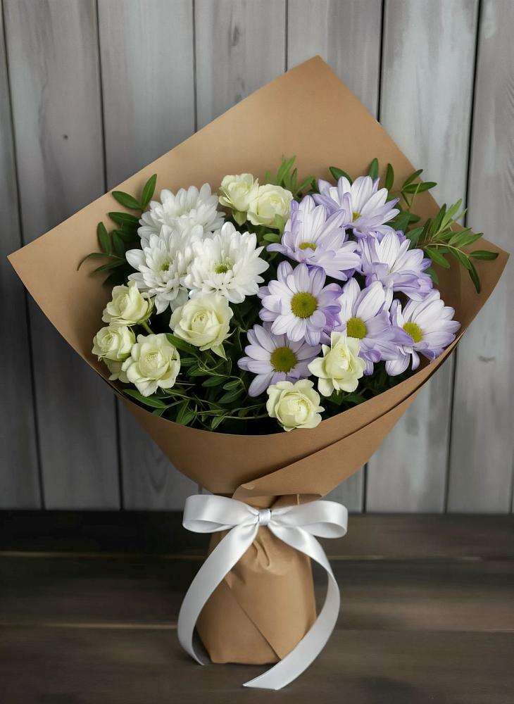 Букет цветов из: Хризантемы и Розы в Кильдинстрое